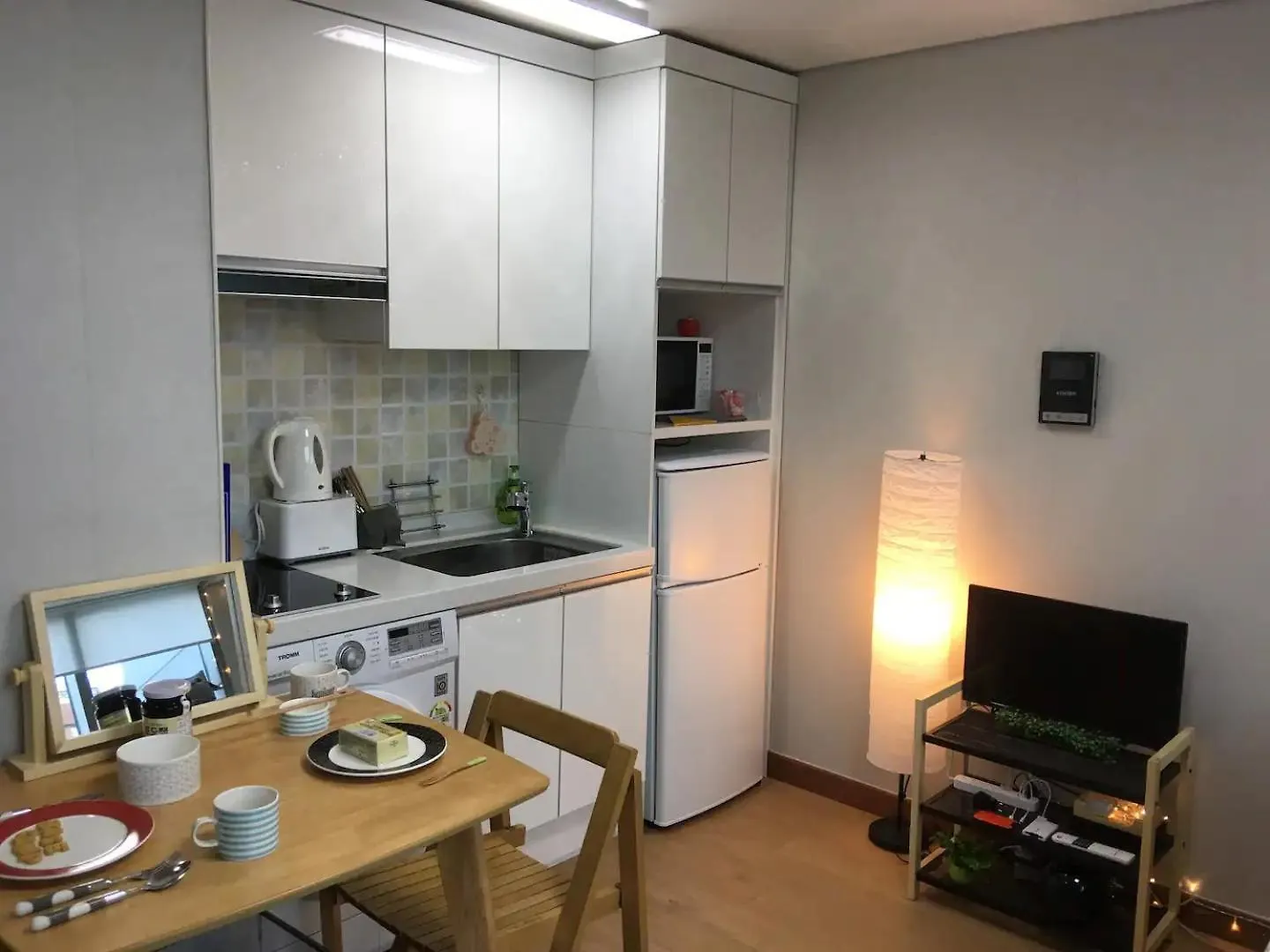 Basecamp Jongno Apartment Seoul